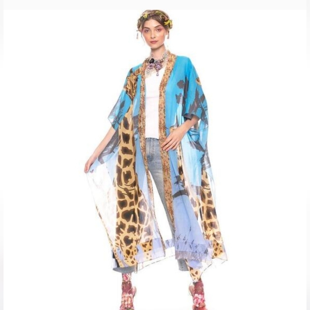 SALE🏖ARATTA Incredibly Beautiful Kimono + A Beautiful Giraffe🦒 Bruch